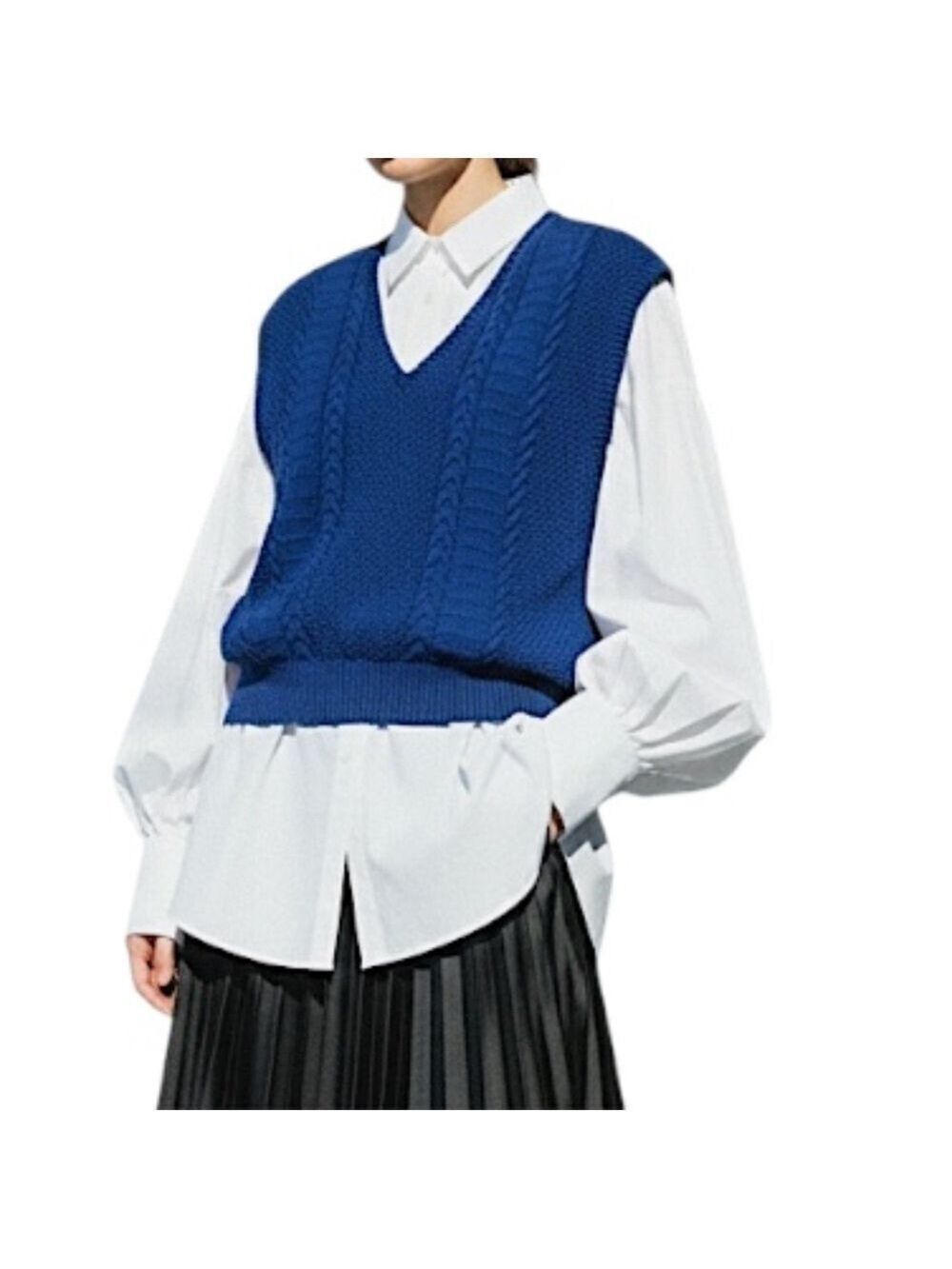 Navy blue cable knit pullover old money grandpa v neck sweater vest